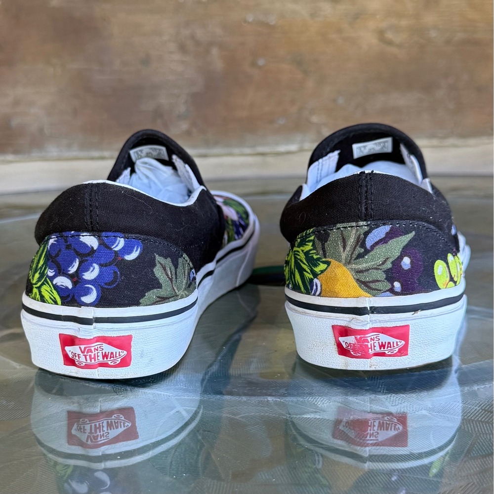Vans Classic Fruit Skull Graphic Sneakers Black Mens 8.5 Womens 10 EUC Unisex - Picture 4 of 8